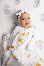 Load image into Gallery viewer, Malabar Organic Cotton Muslin Swaddle Set | Fly Me to the Moon
