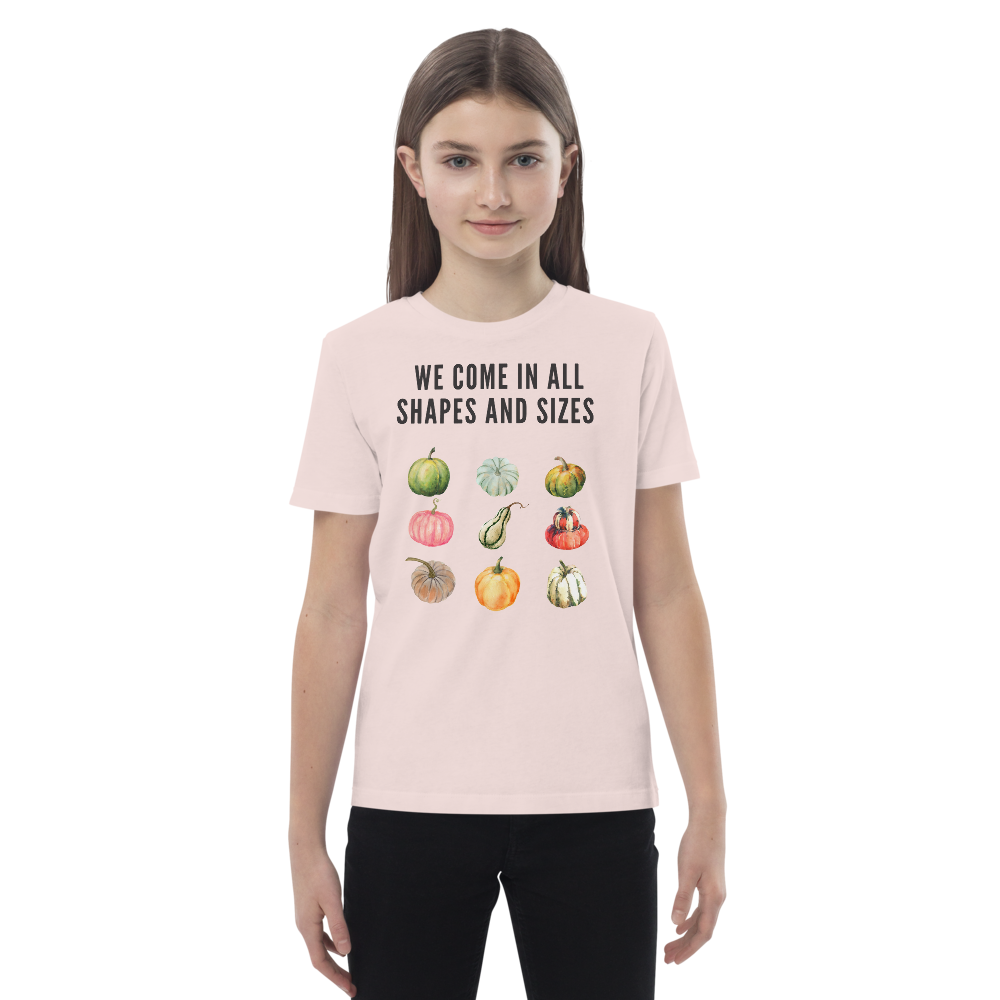 We come in all shapes and sizes pumpkin design kid organic t-shirt - pink - female model